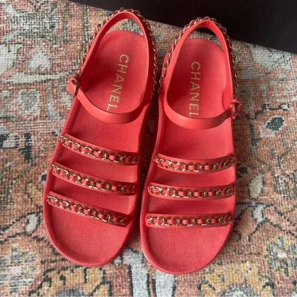 Chanel Coral Pink 2021 Interlocking CC Logo Gladiator Sandals Leather Gold Chain - Picture 7 of 10